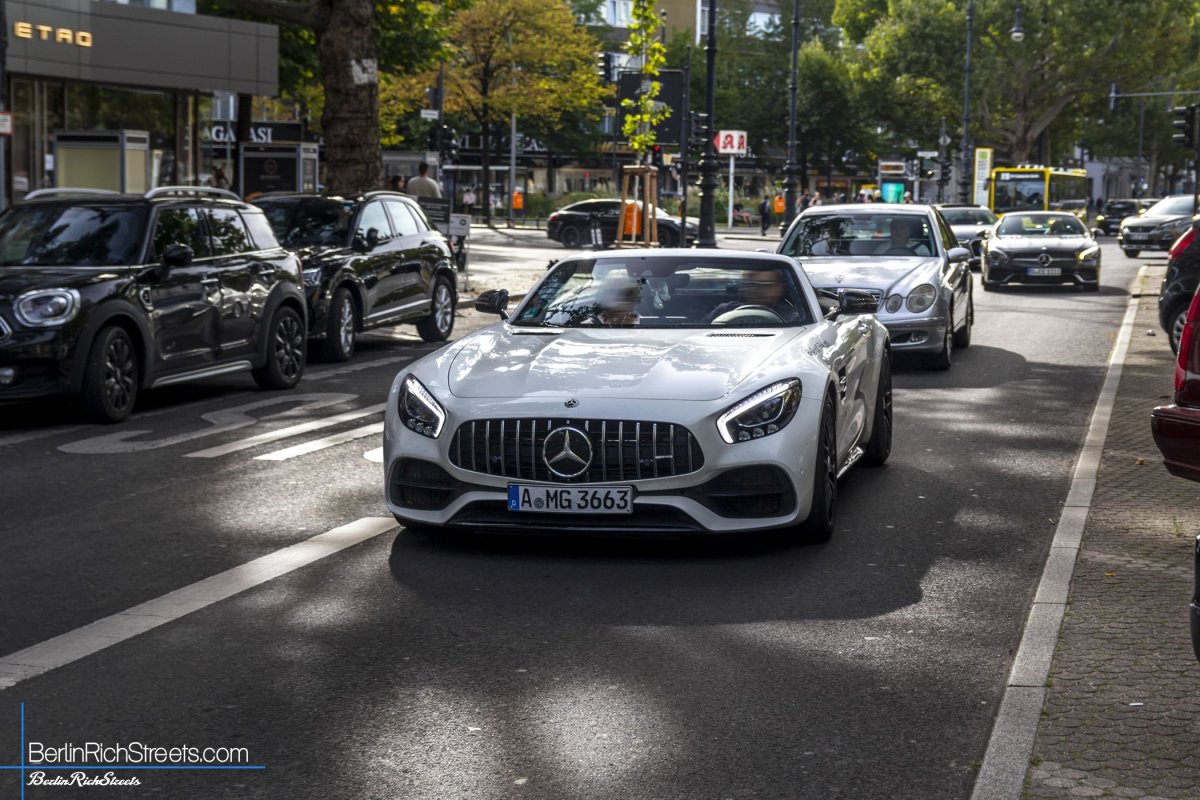 Mercedes-AMG GT-C Roadster (2019) spotted in Berlin — BerlinRichStreets